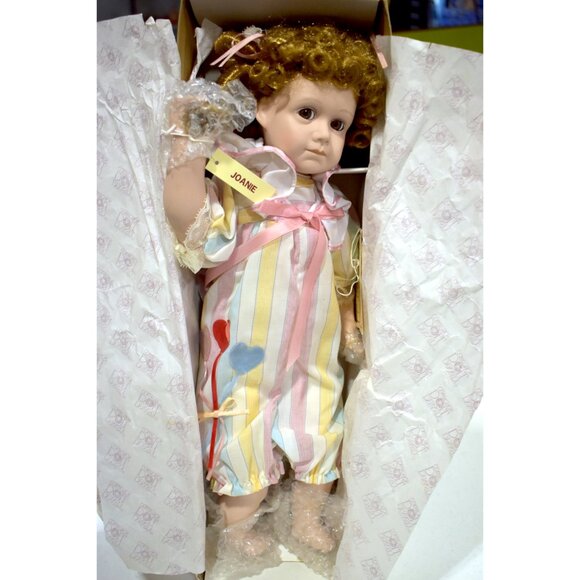 Dynasty Doll Collection Joanie Porcelain Doll Vintage Toddler With Sealed Blocks - Picture 3 of 9